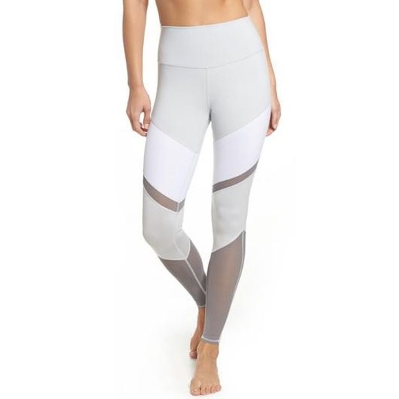 ALO Yoga Pants - NWOT Alo Yoga High Waist Bicolor Mesh Legging